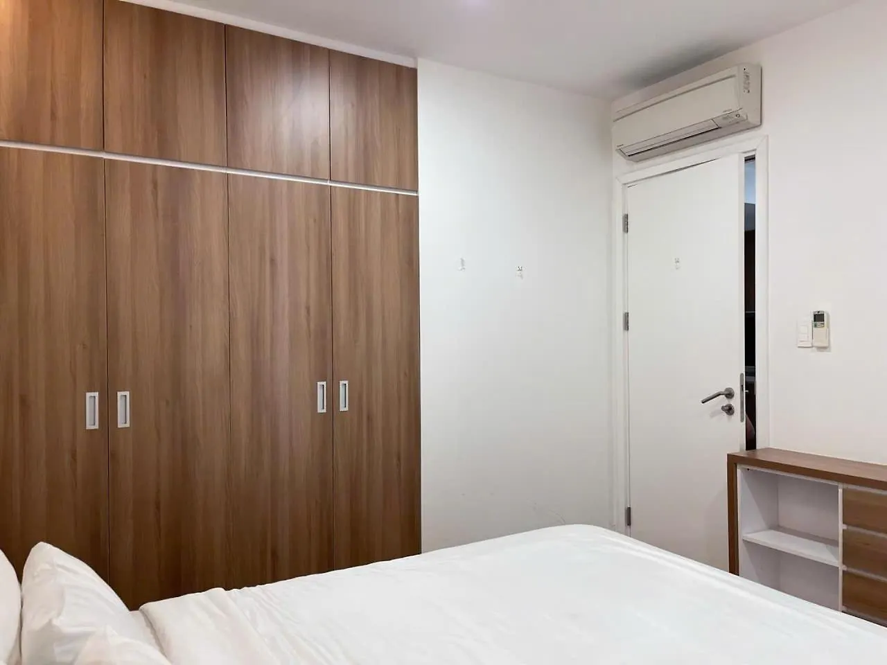 Republic Apartment Nearby Airport Free Pool Gym Ho Chi Minh City