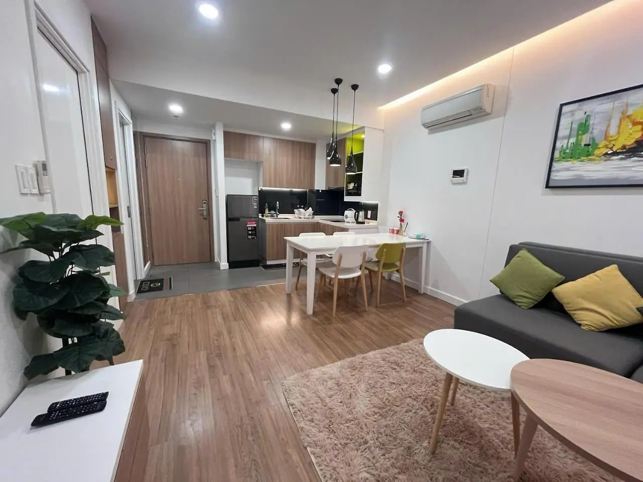 Republic Apartment Nearby Airport Free Pool Gym Ho Chi Minh City
