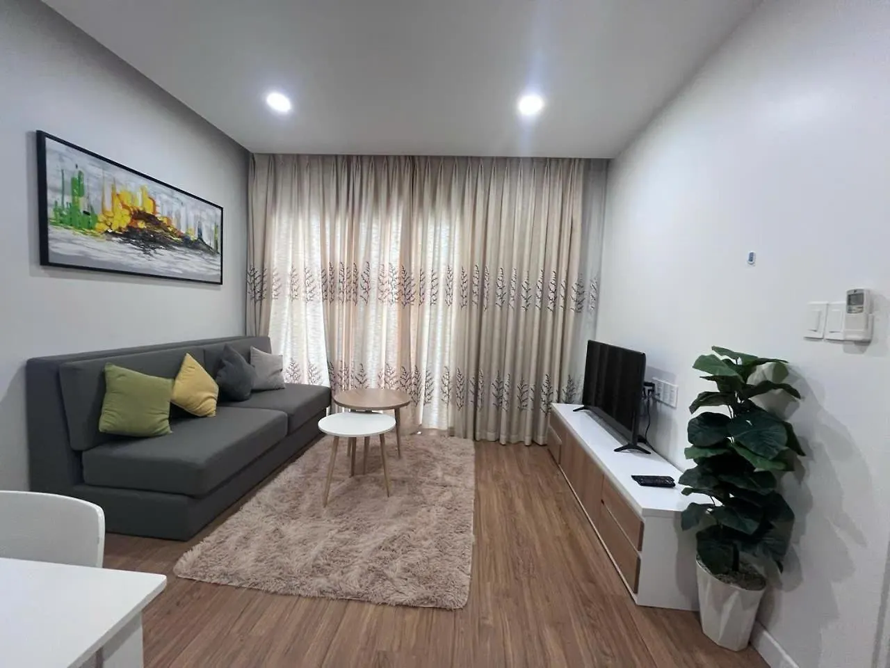 Republic Apartment Nearby Airport Free Pool Gym Ho Chi Minh City