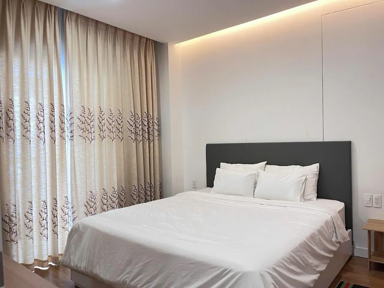 Republic Apartment Nearby Airport Free Pool Gym Ho Chi Minh City Vietnam