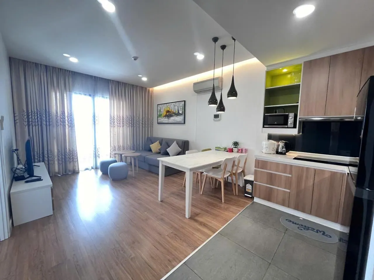 Republic Apartment Nearby Airport Free Pool Gym Ho Chi Minh City Vietnam
