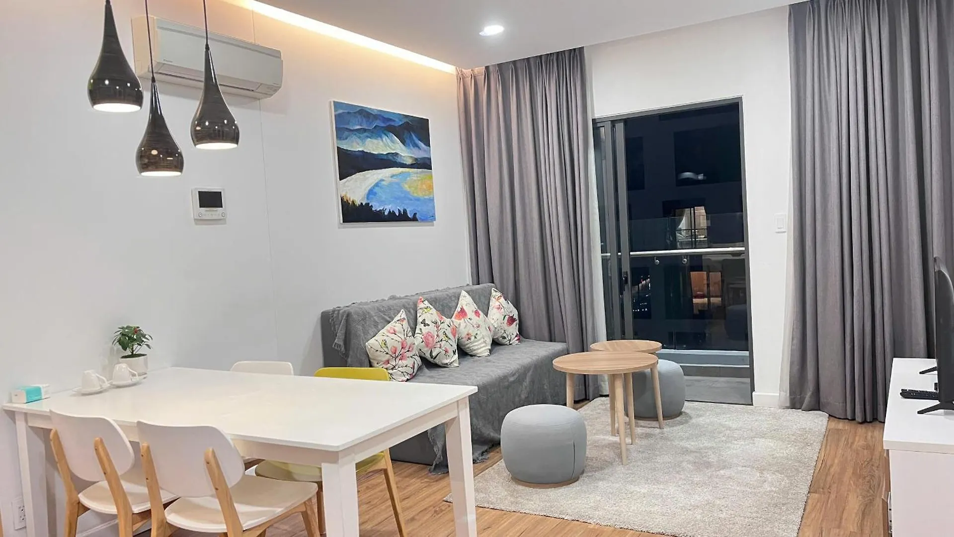 Republic Apartment Nearby Airport Free Pool Gym Ho Chi Minh City