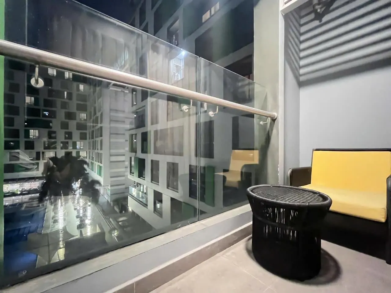 Republic Apartment Nearby Airport Free Pool Gym Ho Chi Minh City